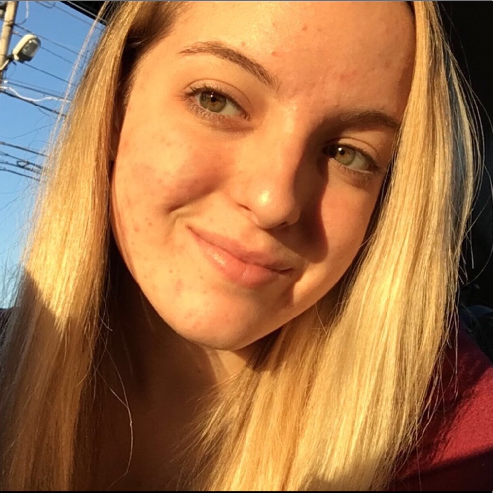 Meet your Posher, Emily
